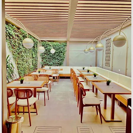 Hotel Padelidaki 3*