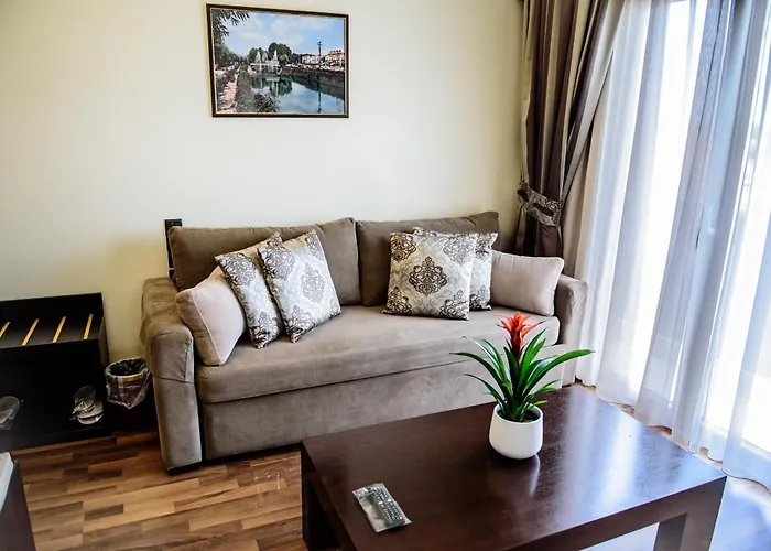 ホテル Padelidaki 3*